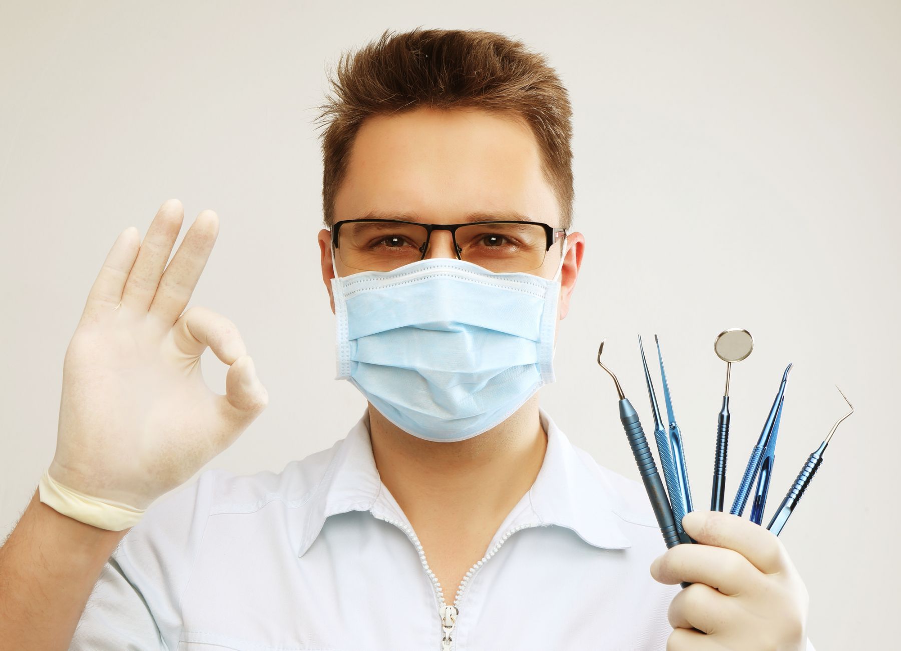 a doctor looking for oral surgeon jobs  
